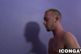 Horny muscular stud Billie enjoys fucking Troy's tasty ass