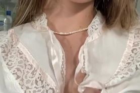 Megnutt02 Nude Robe Strip Boob Bounce Video Leaked