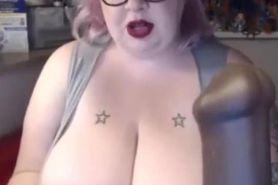 Voluptuous Sexy Whore Masturbation On Cam Show