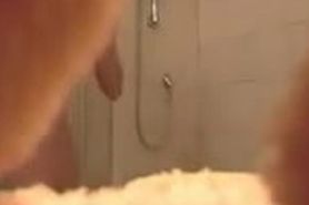 Voyeur cam in bathroom filmed a gal taking shower