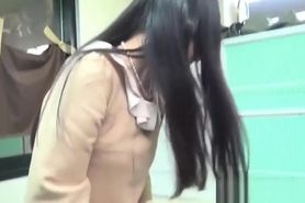 Real japanese lady peeing