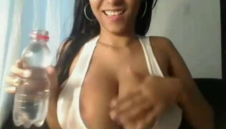 Lactating Latina Fight - lactating latina webcam 2 - Tnaflix.com