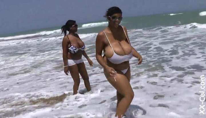 Gigantic Black Boobs Beach - Kristina Milan & Jenny Ã‚â‚¬â€œ Huge Black Tits - Tnaflix.com