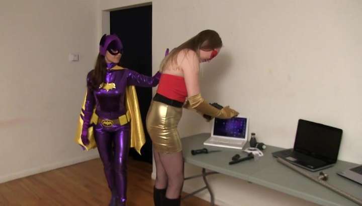 720px x 411px - Batgirl vs dr doomsday - Tnaflix.com