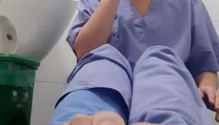 720px x 411px - Nurse Feet part 1 - Tnaflix.com