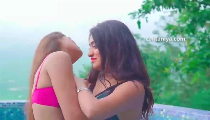 Lesbian Swiming Pool - High Society Bhabhi Or Uski Nayi Dost in Swimming Pool indian lesbian  indian web series - Tnaflix.com