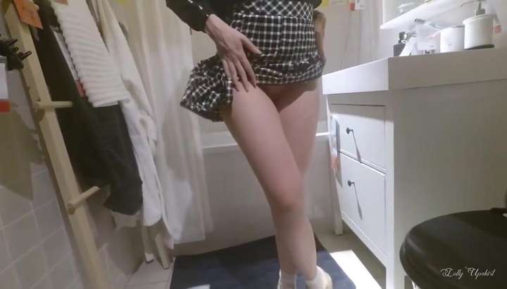 Skinny Girl In Miniskirt Flashing Pussy In Mall (Risky Upskirt) -  Tnaflix.com