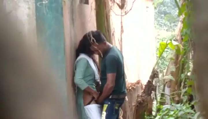 720px x 411px - Indian Gym Guy Standing And Fucking Girlfriend Outdoor Spy Vid - Tnaflix.com