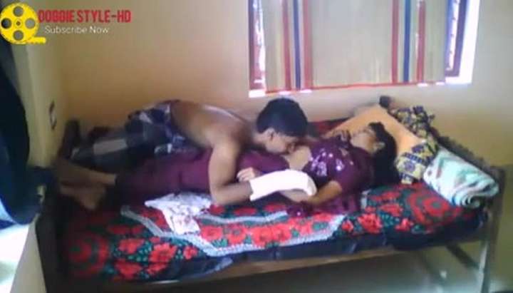 Indian Sex Home Med - Indian Desi Couple Mad In The Crazy Love At Home Alone - Tnaflix.com