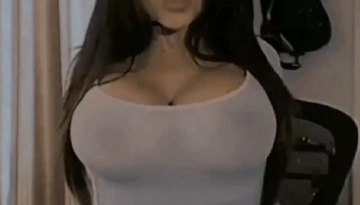 Perfect Big Tits Bouncin - Bouncing Boobs Cam (Big Tits) - Tnaflix.com