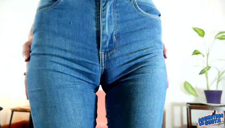 Skinny Jeans Girls Porn - Amazing Ass On Skinny Girl Deep Cameltoe Big Tits Omg - Tnaflix.com