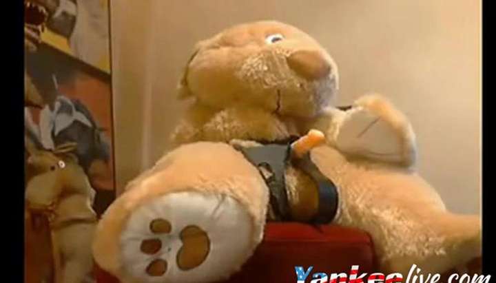 Sex Toy Stuffed Animal - Horny Girl Has Sex With Her Stuffed Toy - Tnaflix.com