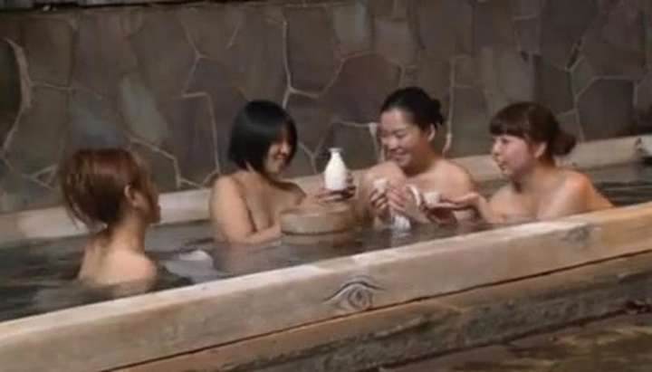 720px x 411px - Asian Young Couple Fucks In Public Bath - Tnaflix.com