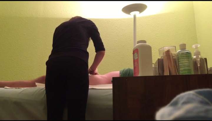 720px x 411px - Massage Parlor Unexpected Handjob - Tnaflix.com