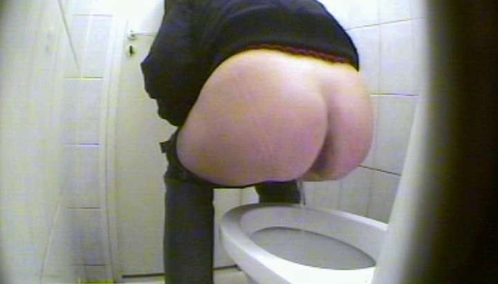 night club toilet amateur