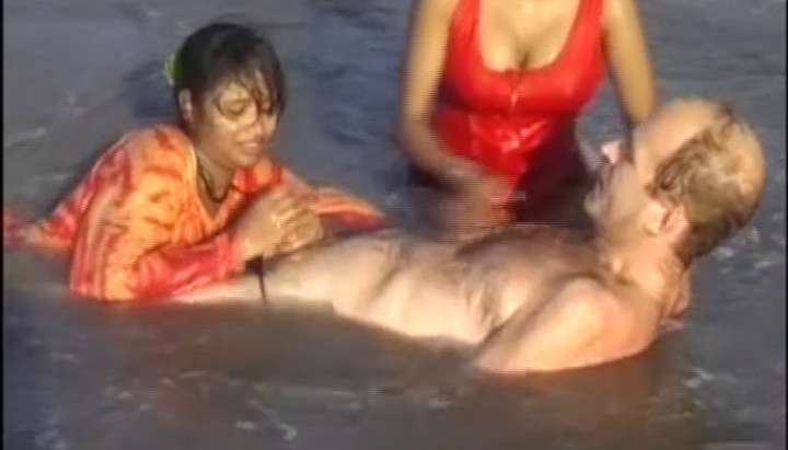 Indian Beach Porn - threesome indian beach fun TNAFlix Porn Videos