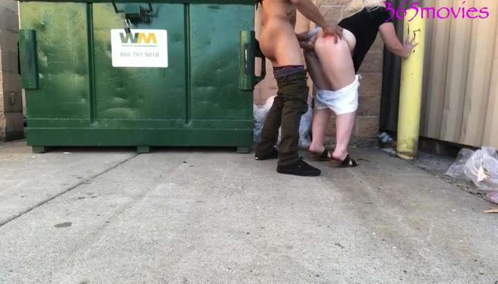 FUCKED MY BOSS WIFE BEHIND DUMPSTER ON LUNCH BREAK NO CONDOM TNAFlix Porn Videos picture