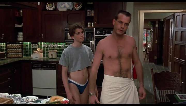Teen boy in panty, smooth thigh & butt, tasty - classic film - Tnaflix.com