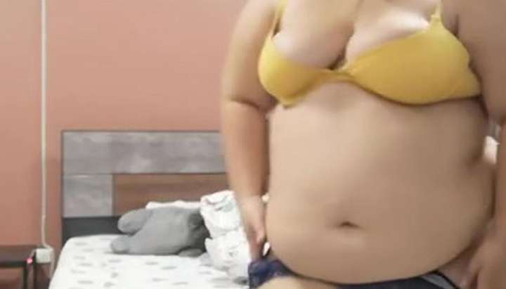Plump Asian Bbw - Fat Asian BBW show off her body - Tnaflix.com