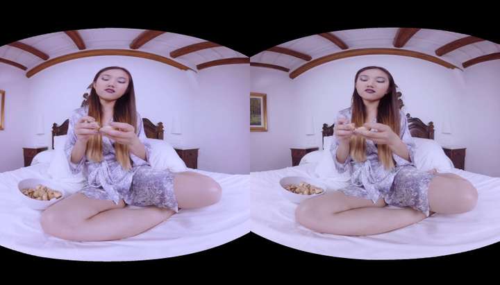 VR Stereoscopic 180 - Hot asian super excited playing with herself in VR -  Tnaflix.com