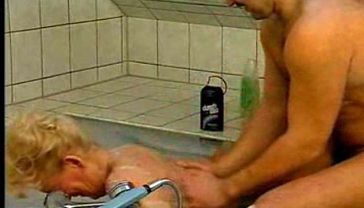Old Blonde Granny Fun in the Bath TNAFlix Porn Videos