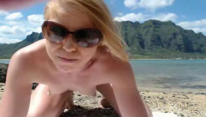 Hawaii beach nudist girl outdoor chat stream - Tnaflix.com