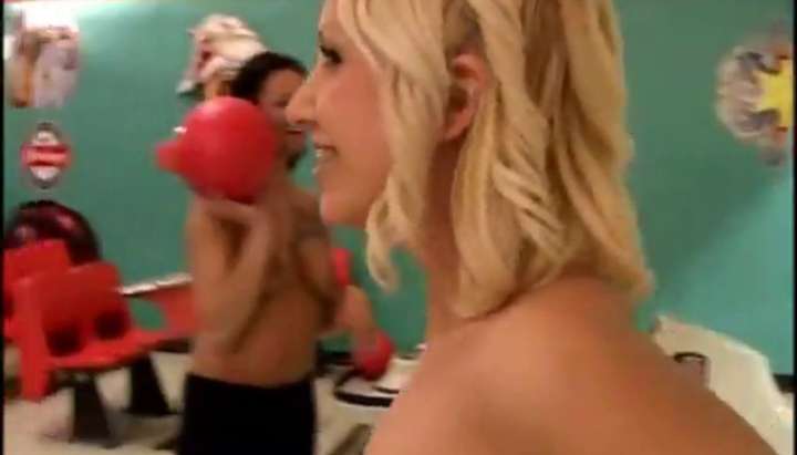 Jenna Haze Fisting Belladonna - BELLADONNA,JENNA HAZE HAVE SEX IN A BOWLING ALLEY - Tnaflix.com