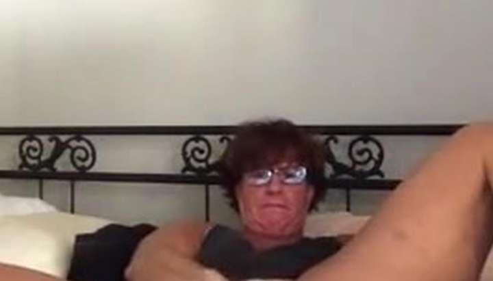 720px x 411px - Grandma Begs You To Smell And Lick Her Stinky Feet While You Screw Her  Asshole - Tnaflix.com