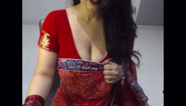 Desi Indian Dildo - Desi Indian Red Saari bhabhi sexy chat, choot m dildo Porn Video -  Tnaflix.com
