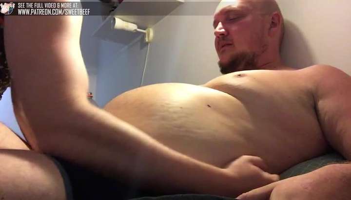 720px x 411px - Big Bloat, Belly Worship, & Belly Button Screw - Tnaflix.com