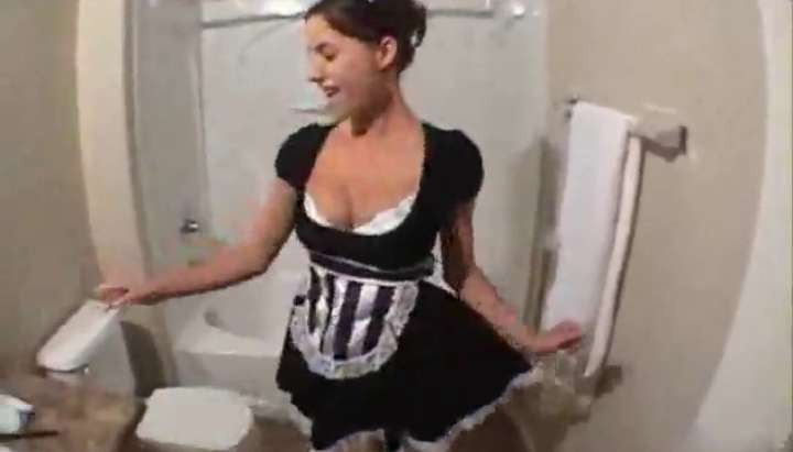 Fucking the maid in the bathroom - video 1 - Tnaflix.com