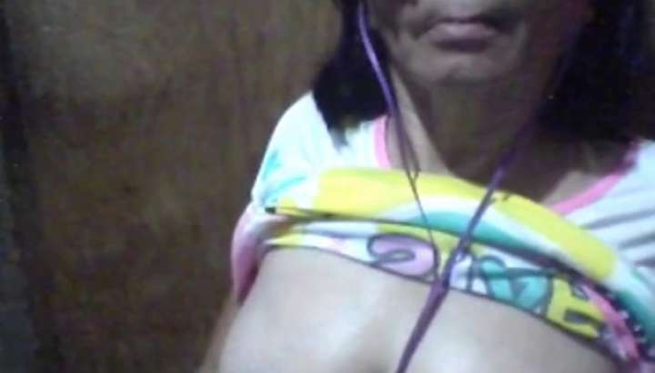 Filipina Granny Showing her Big Boobs - Tnaflix.com