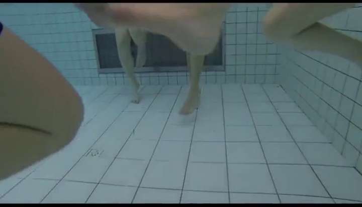 Wateryoung Sex Video - Teen Sex in Pool - under Water Cam TNAFlix Porn Videos