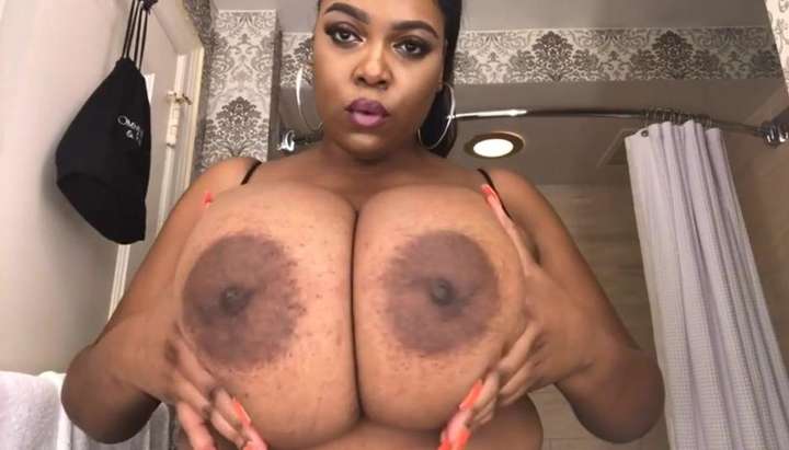 Greasy Hot Tits And Ass - Hypnotising Oily Breast Play and Shake - Tnaflix.com