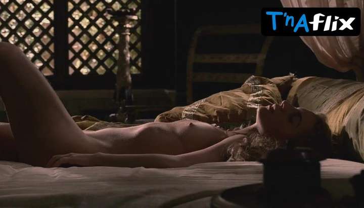 Kerry Condon Breasts Scene In Rome Tnaflix Porn Videos