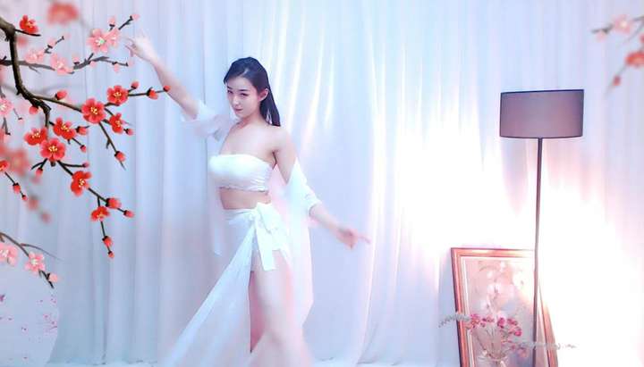 Chinese Costume Porn - Chinese dance with old-time costume TNAFlix Porn Videos