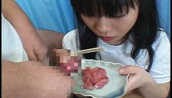 Porn Girl Food - Nourriture - Fille japonaise mange quelque chose de sperme - Tnaflix.com