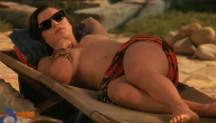 720px x 411px - Liv Tyler nude - Rachel Weisz nude - Stealing Beauty - 1996 - Tnaflix.com