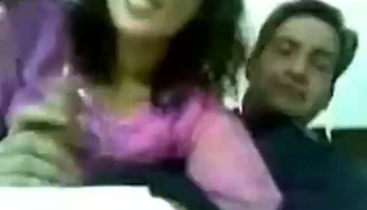 Karachi Sexy Massage - Karachi Lovers Scandal in 2012 TNAFlix Porn Videos