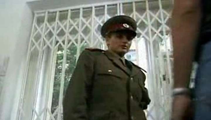 720px x 411px - KGB Military Girl fickt Rekrut ... F70 TNAFlix Porn Videos