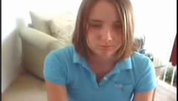 Teen girl fingering her pussy on webcam TNAFlix Porn Videos
