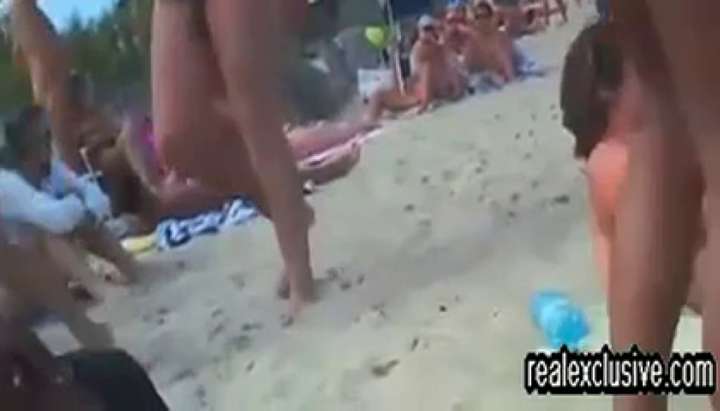 Real Public Sex Swinger - Public nude beach swinger sex in summer 2015 - Tnaflix.com