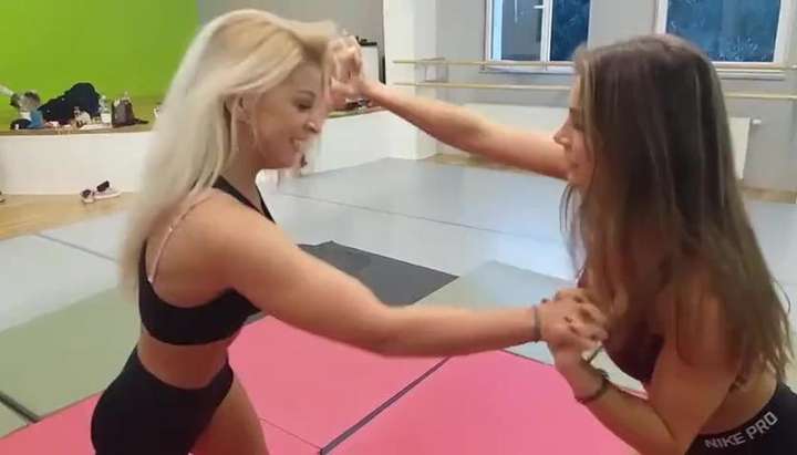 Lesbians Test Of Strength - Female test of strength, fitness girls intense test of strength TNAFlix Porn  Videos