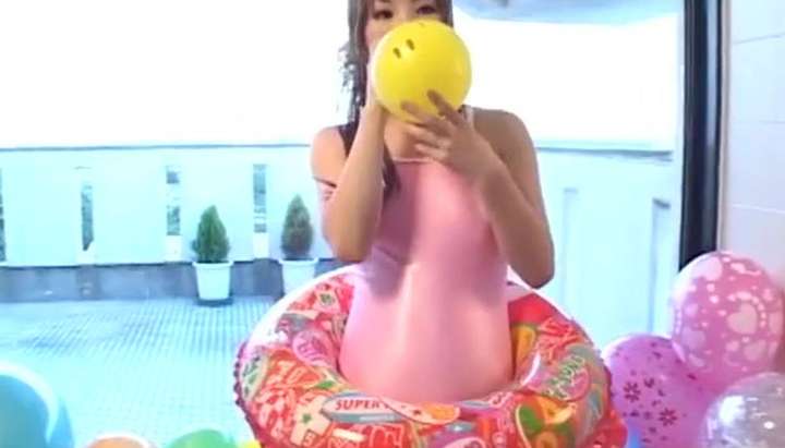 Cartoon Balloon Fuck - Japanese Girl Balloon Belly - Tnaflix.com