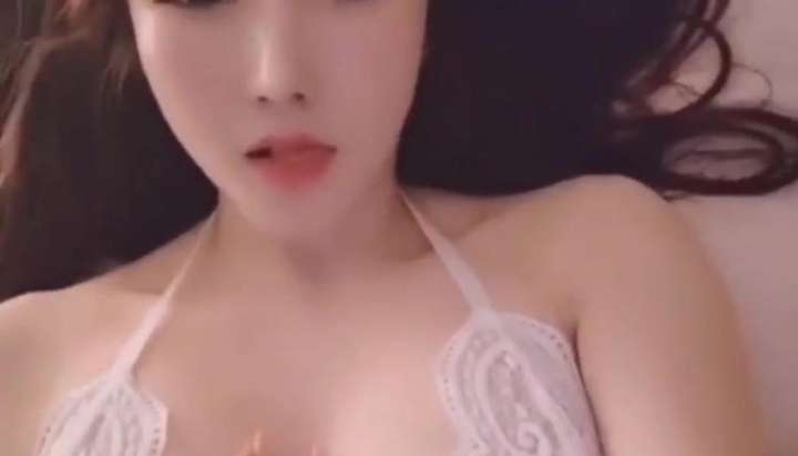 Chinese College Porn - Chinese college student. do u like her? I can contact with her - Tnaflix.com