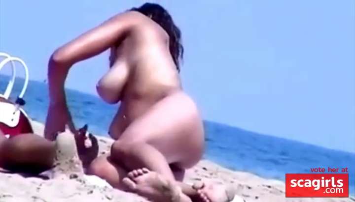 Naked Spanish Girls On Beach - Nude Beach - Spain - Tnaflix.com