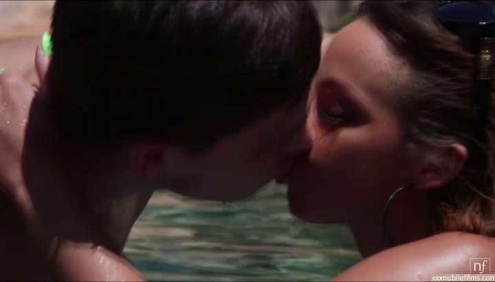 Jada Stevens Kissing Porn