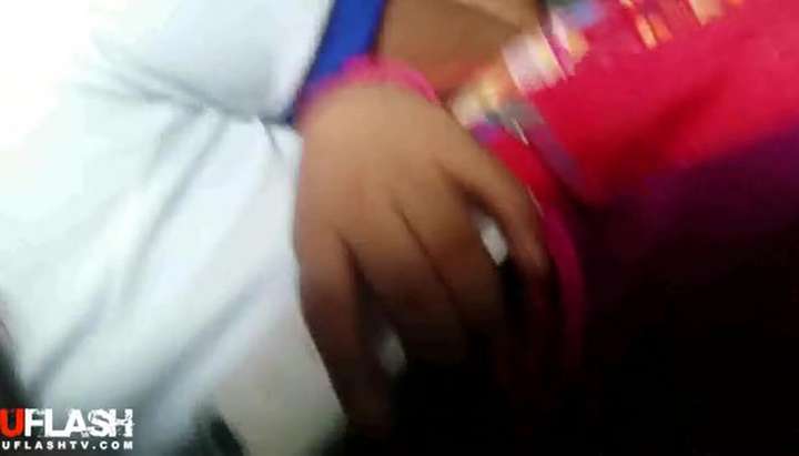 tocando piernas en bus parte 1 TNAFlix Porn Videos pic