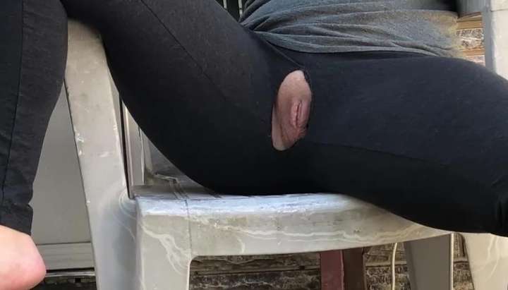 Yoga Pants Ripped and She Didn�t Even Notice TNAFlix Porn Videos image