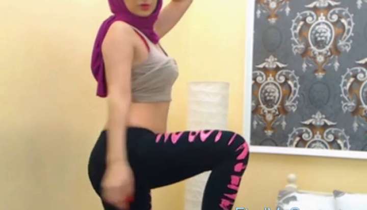 720px x 411px - Sexy arab muslim dancing in Hijab - video 2 TNAFlix Porn Videos